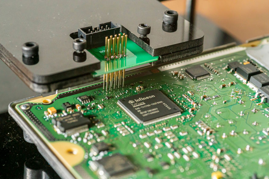 circuit board ECU Remapping in Surrey